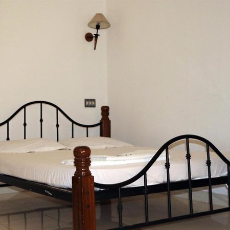 East Coast Hotel Thiruvananthapuram Bagian luar foto