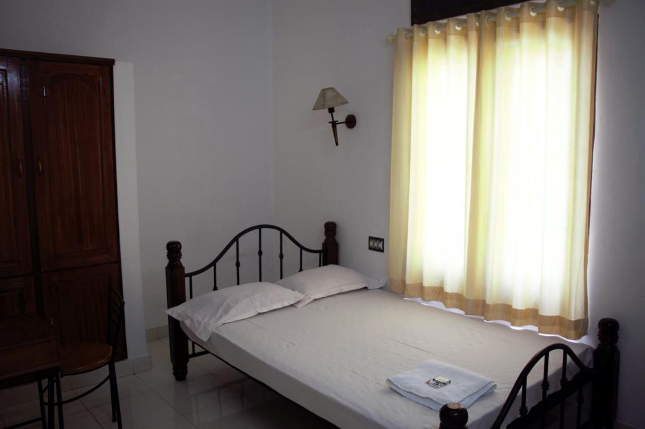 East Coast Hotel Thiruvananthapuram Bagian luar foto