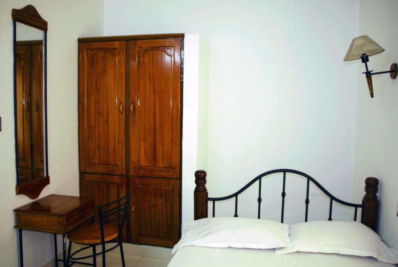 East Coast Hotel Thiruvananthapuram Bagian luar foto