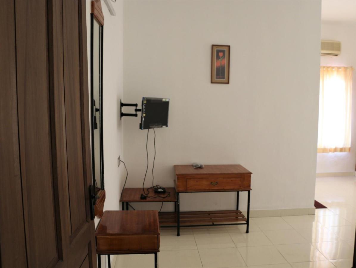 East Coast Hotel Thiruvananthapuram Bagian luar foto