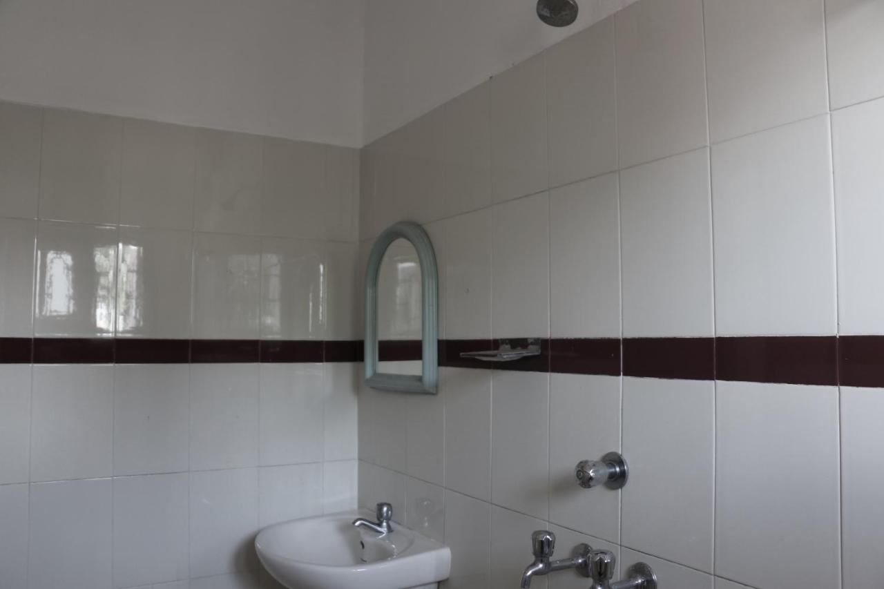 East Coast Hotel Thiruvananthapuram Bagian luar foto
